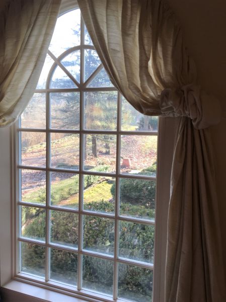 Elliptical Window Replacement in Missouri City